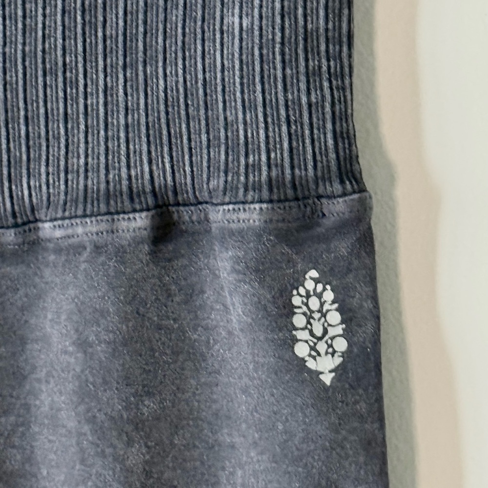 Free People Good Karma High-Rise Leggings Washed Black Grey - M/L